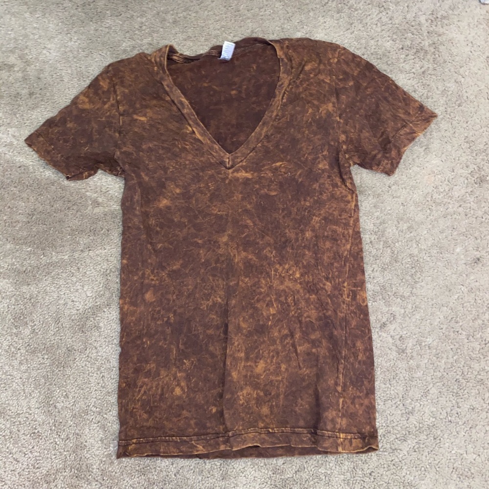 DISTRESSED TEE